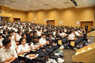 ２０１５中学生一日入学の様子