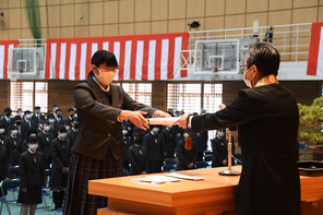 令和３年度入学式が挙行されました。