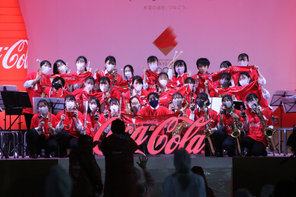 岐阜県の聖火リレーイベントで吹奏楽部が演奏しました。