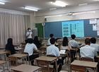 3 年生  面接指導と学校別進路ガイダンスを実施