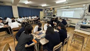【探究】１普７ クリラボ探究授業 No.3 〜ワクワク探究クエスト！自由に広がる世界を旅しよう！〜